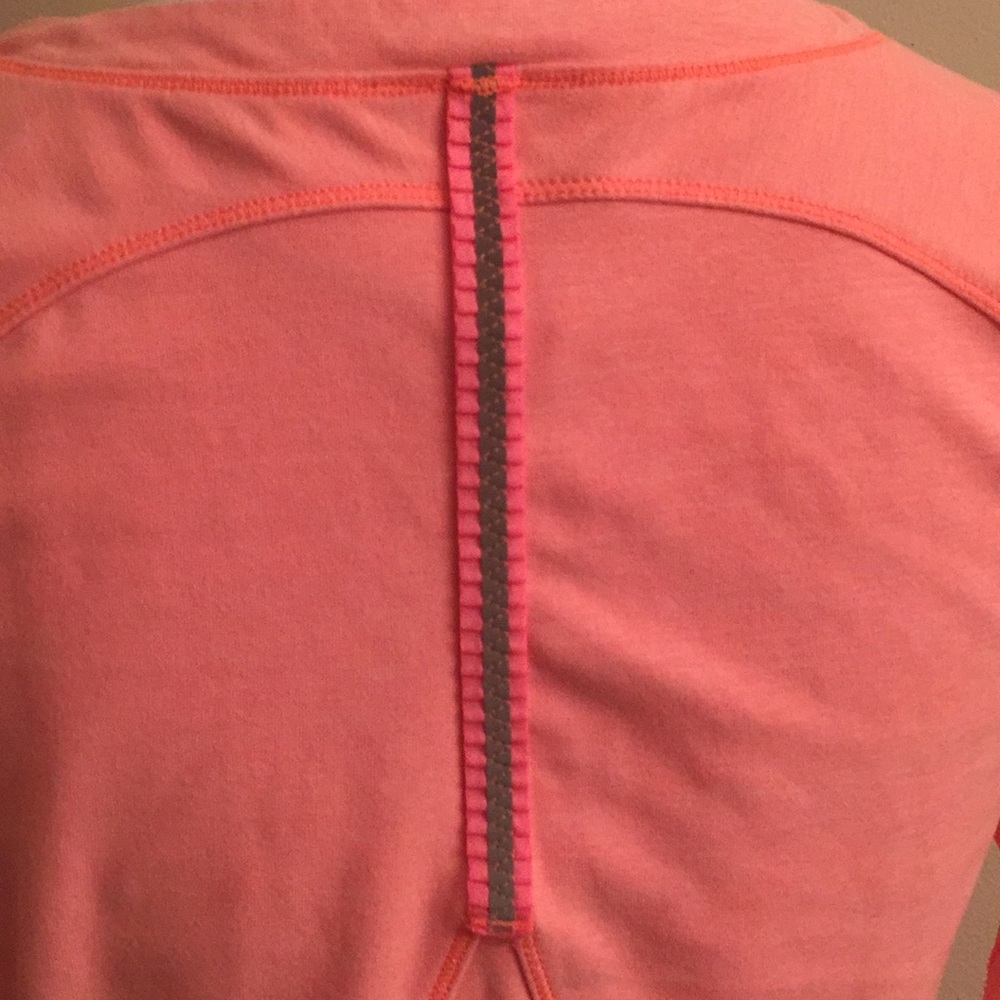 Lululemon pullover - Picture 6 of 6
